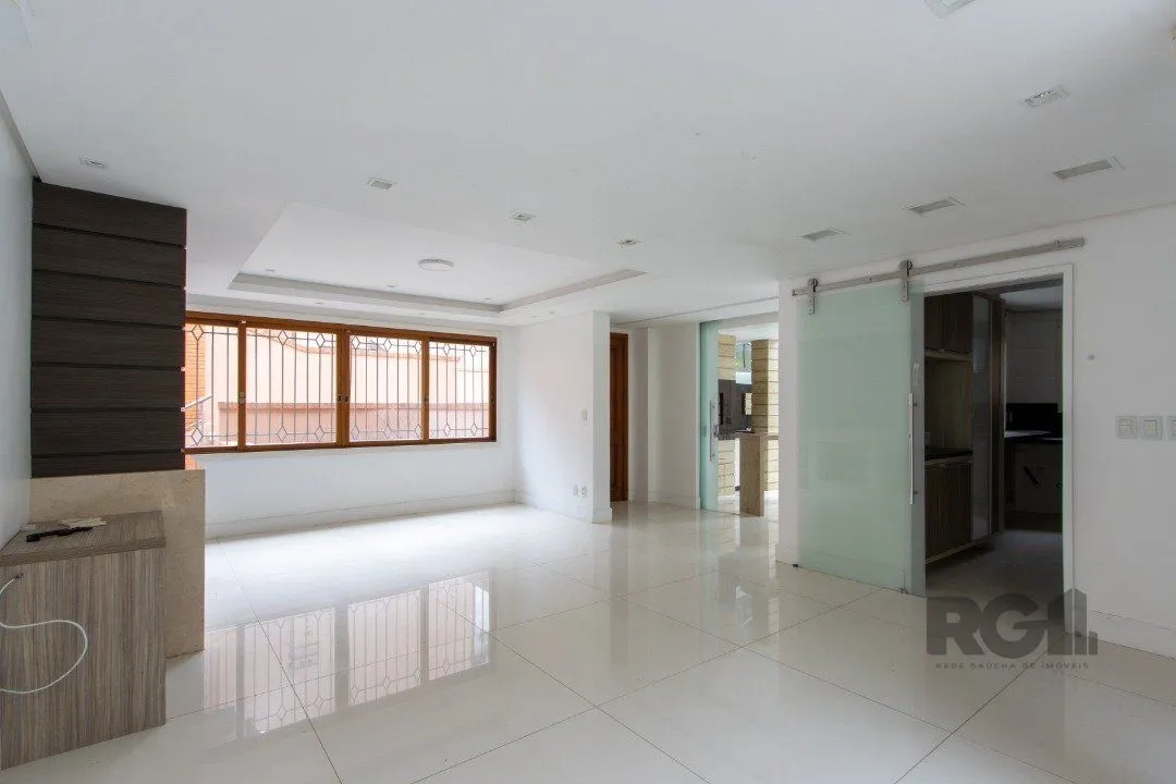 Imagem Casa Condominio para Venda - 292.49m², 4 dormitórios, sendo 2 suites, 3 vagas - Vila Assunção