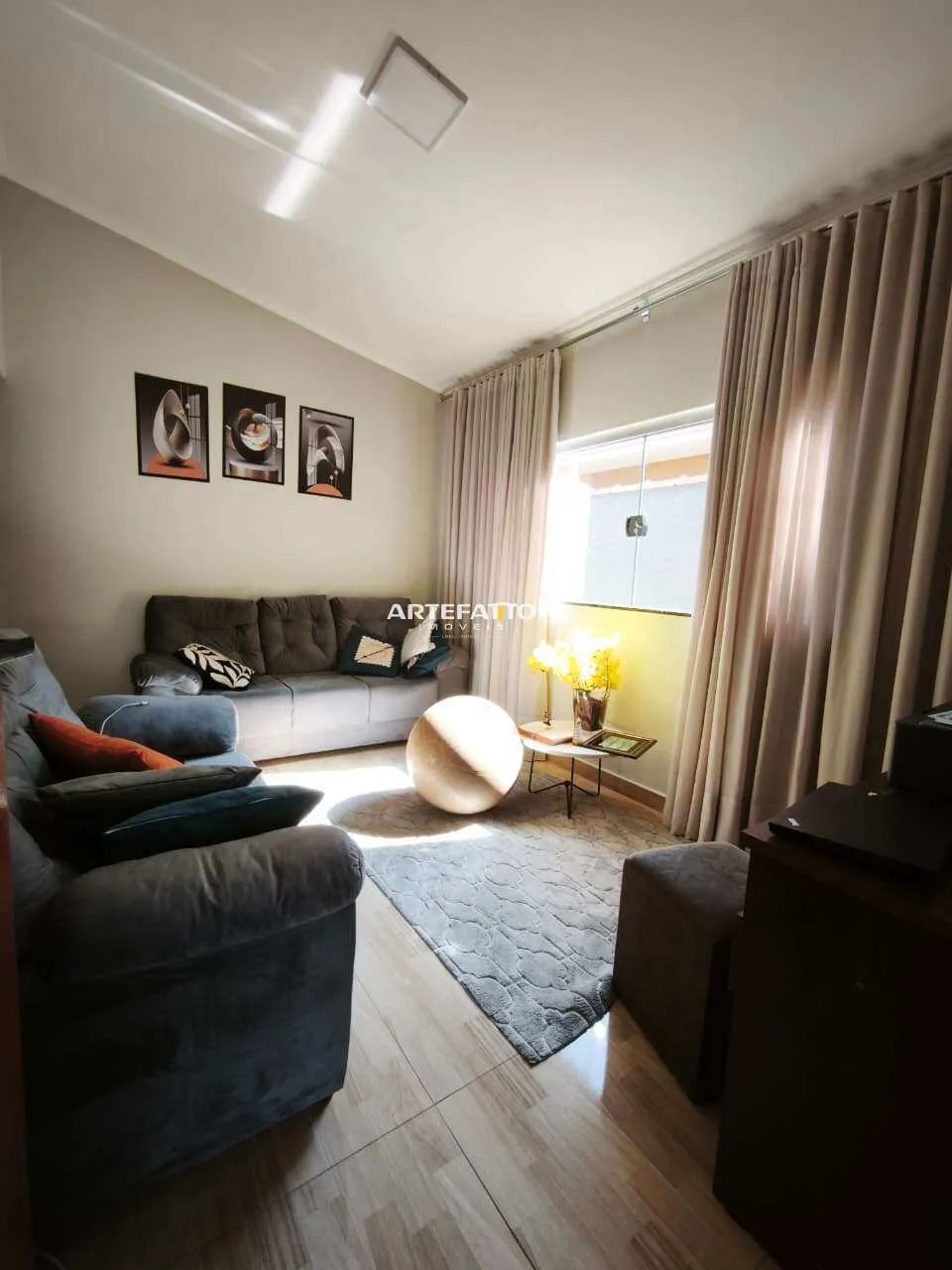 Imagem Casa à venda em Franca, Jardim Tropical, com 3 quartos, 180m2