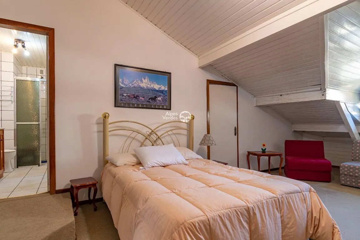 Imagem Apartamento Duplex à venda por R$ 820.000 = Floresta, Gramado =