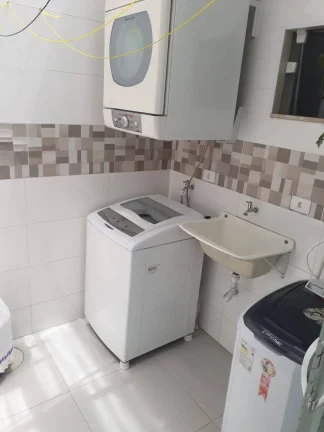 Imagem Sobrado Maravilhosa em Condomínio 70 m² 2 Dormitórios e 1 Vaga