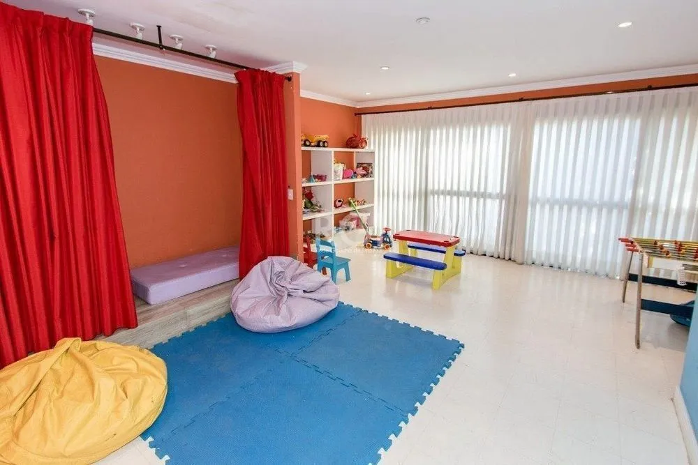 Imagem Apartamento de 2 quartos e 1 vaga de garagem no bairro Tristeza em Porto Alegre