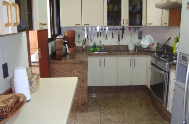 Imagem Apartamento de Luxo à Venda no Melhor Ponto do Lourdes - Alto Padrão