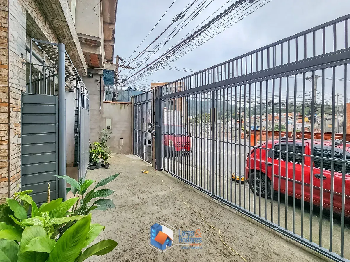 Imagem Conjunto comercial para venda em Parque Taipas, 200m²