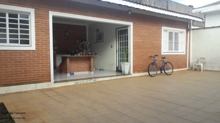 Imagem CASA RESIDENCIAL em POÇOS DE CALDAS - MG, JARDIM CAMPOS ELÍSIOS
