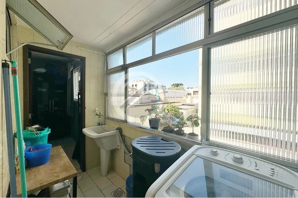 Imagem Localizado no Jardim Botânico, na Rua Buenos Aires 437, este charmoso apartamento é perfeito para ...