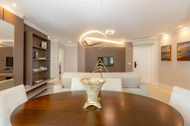 Imagem Apartamento com 3 dormitórios à venda, 131 m² por R$ 3.746.277,93 - Centro - Balneário Camboriú/SC