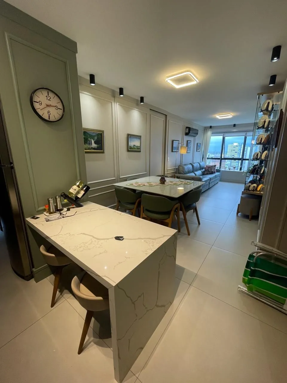 Imagem Apartamento à venda em Torres, Centro, com 2 quartos, 76,87m2