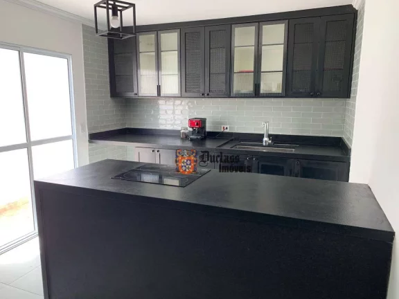 Imagem Sobrado com 3 dormitórios à venda, 179 m² por R$ 1.280.000,00 - Balneário Praia do Pernambuco - Guarujá/SP