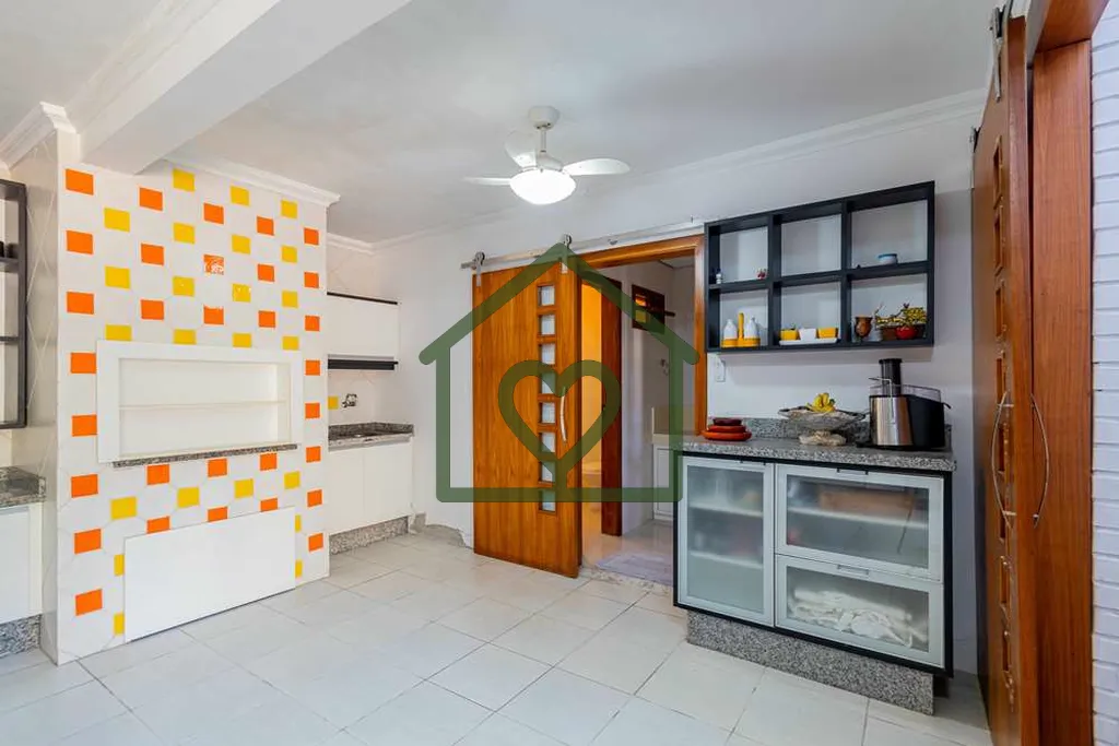 Imagem Descubra Seu Novo Lar ou Espaço Comercial! 
Apresentamos esta excelente casa térrea com sobrado no...