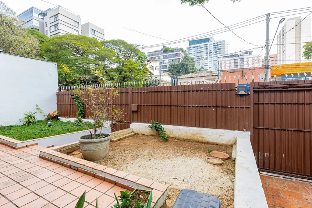 Imagem Casa à venda em São Paulo, Campo Belo, com 3 quartos, 120m2