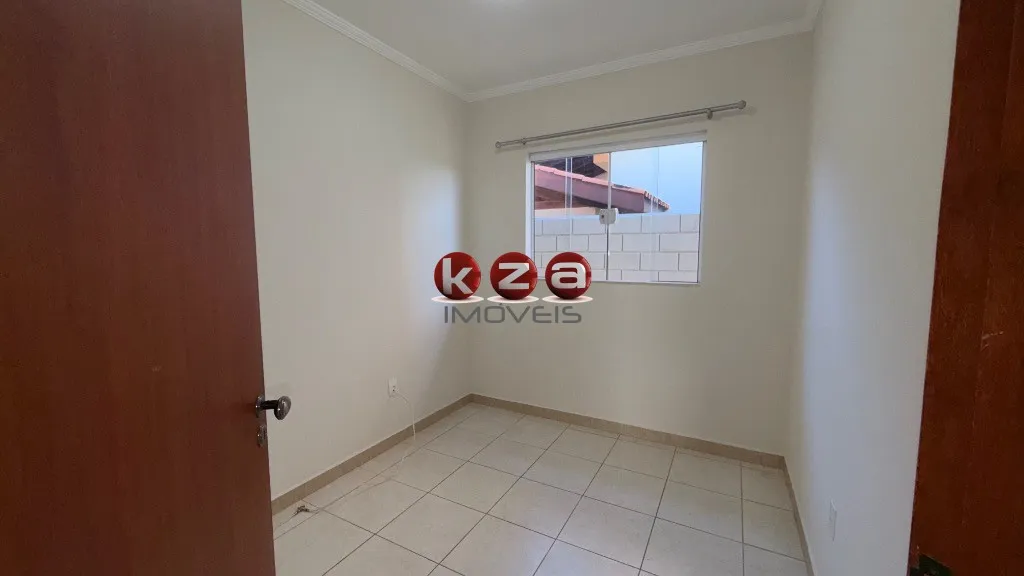 Imagem Casa térrea em Condomínio Residencial Maria Regina, Valinhos-SP: 3 quartos, 1 suite, 2 salas, 3 banheiros, 2 vagas, 222m².