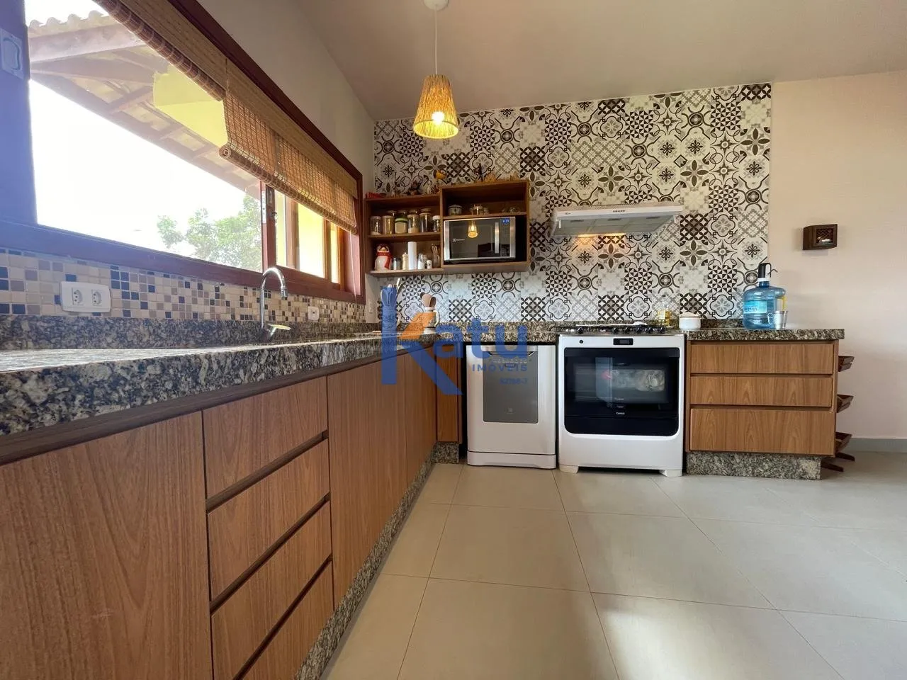 Imagem CASA MOBILIADA PARA LOCAÃÃOÂ  CONDOMÃNIO TERRAS DA ALVORADA - JUNDIAÃ/SP

A casa com 312mÂ² de Ã...