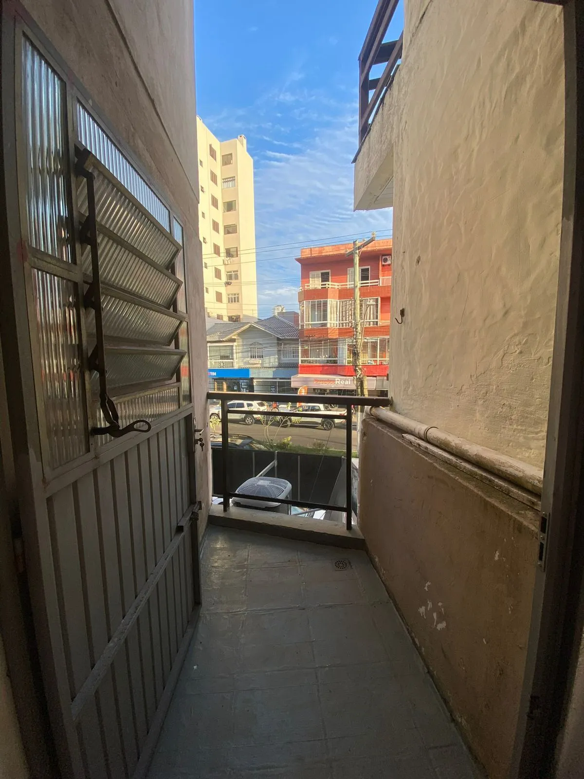 Imagem Apartamento com 2 dormitórios e garagem em Torres
