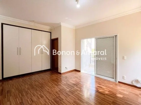Imagem Sofisticada casa para aluguel no Alphaville Campinas. 
A residência possui uma área construída de...