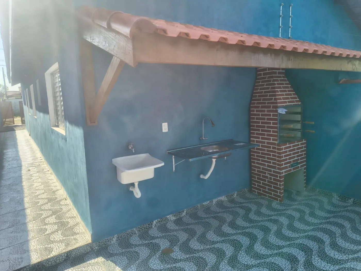Imagem Casa para Venda em Itanhaém, Jamaica (Praia), 2 dormitórios, 1 banheiro, 2 vagas