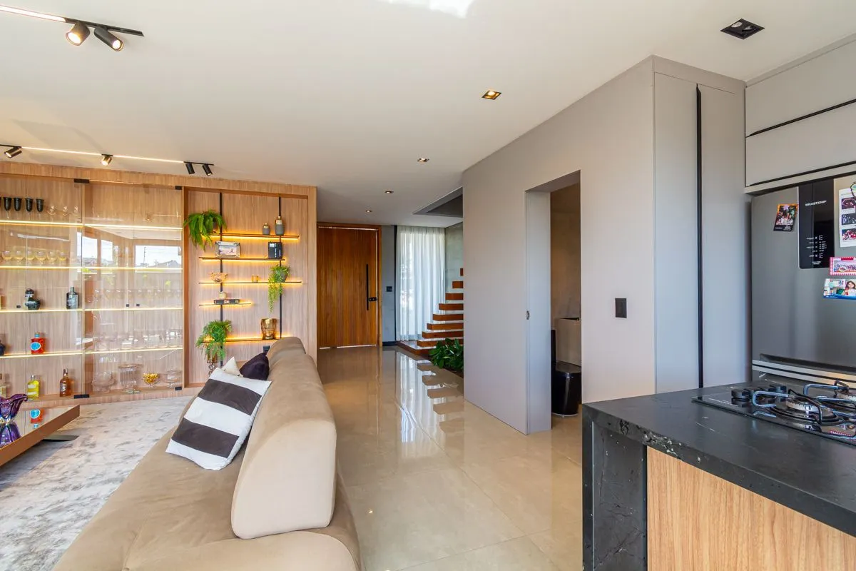 Imagem Casa de alto padrão no condomínio Vale dos Lírios