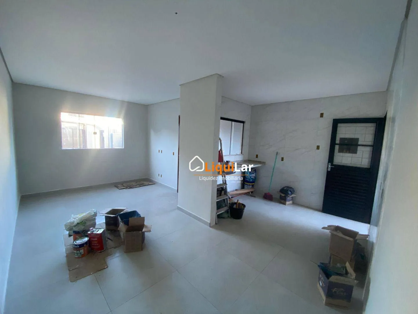 Imagem Sua Oportunidade Única: Casa Nova com Suíte e Design Sofisticado - Pronta para Morar!