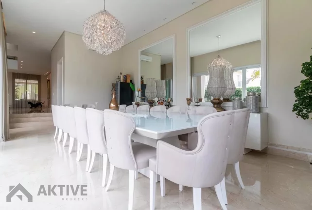 Imagem Casa de Condomínio em Alphaville - Santana de Parnaíba, SP