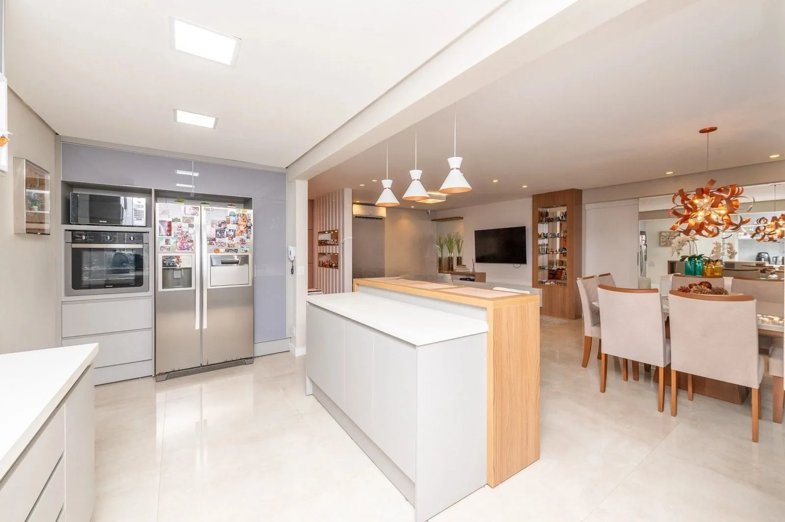 Imagem Apartamento Garden com 178m² e 3 dormitórios, 1 suíte, 3 vagas