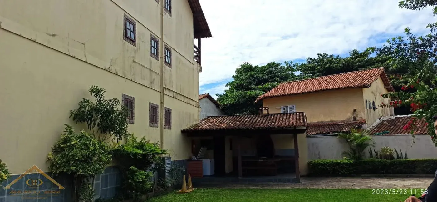 Imagem Casa em Condomínio para Venda em Cabo Frio / RJ no bairro Peró