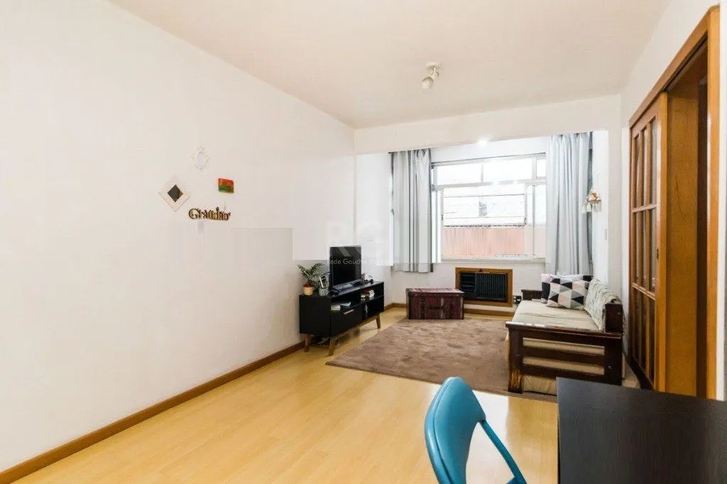 Imagem Apartamento para Venda - 79m², 2 dormitórios, 1 vaga - Partenon