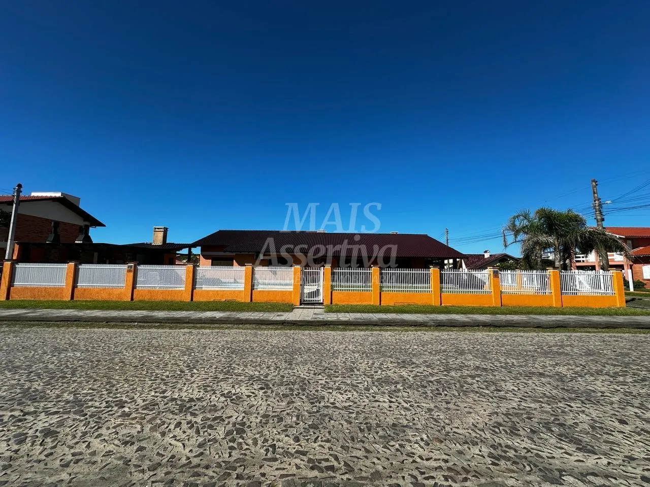 Foto do imóvel Casa 05 dormitórios para venda em Xangrilá