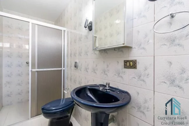 Imagem Casa térrea com área de lazer, 03 quartos sendo 02 suítes, no Santa Cândida em Curitiba PR
