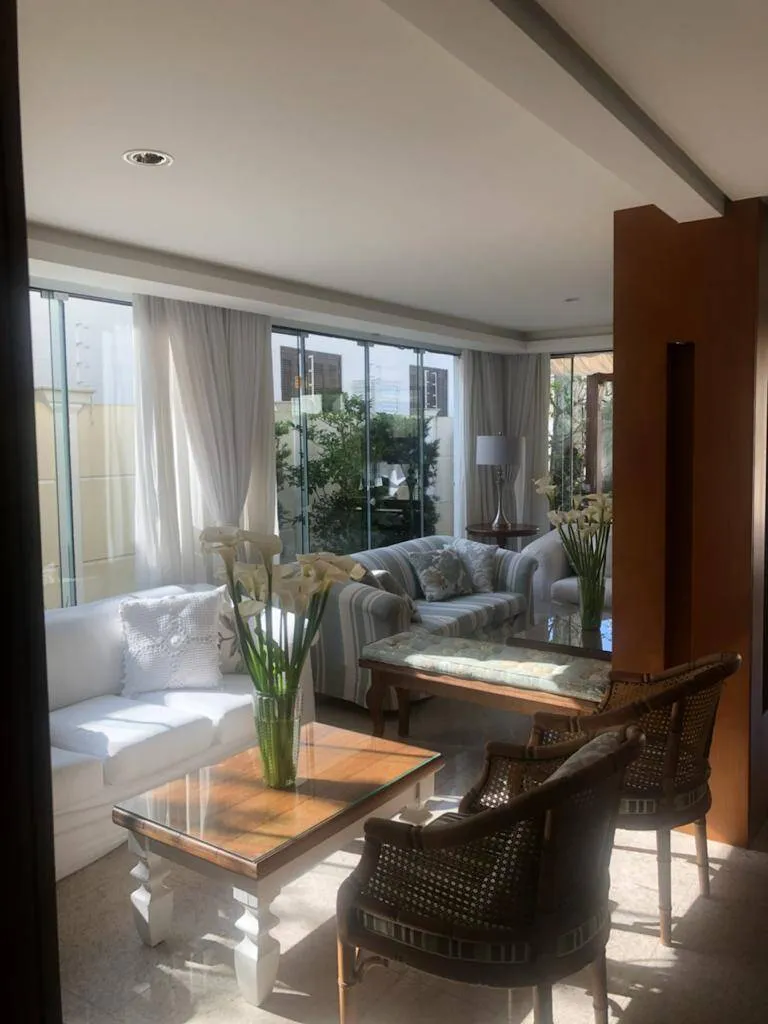 Foto do imóvel: CASA PARA LOCAÇÂO DE TEMPORADA EM JURERE INTERNACIONAL