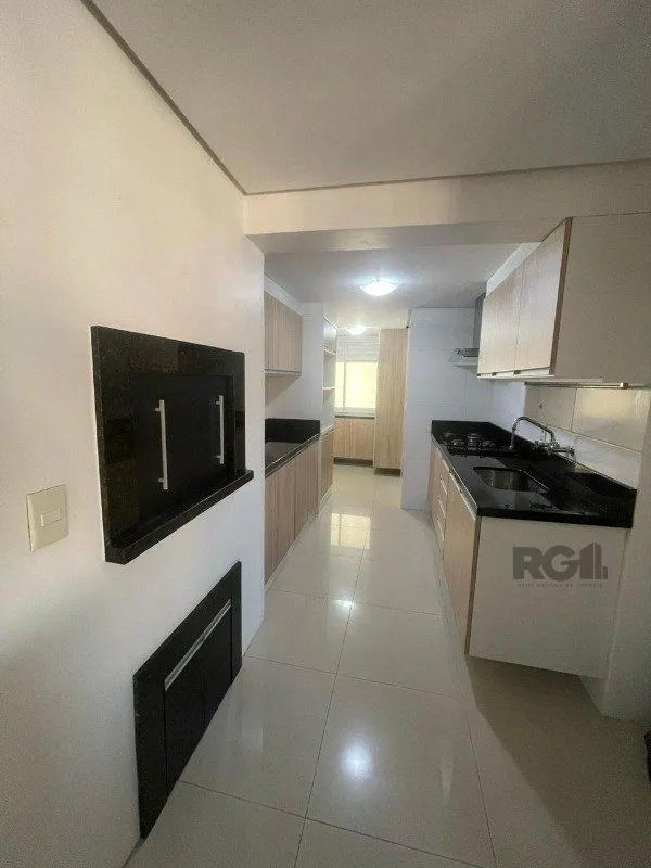 Imagem Excelente apartamento com 3 dormitórios, 2 vagas de garagem próximo ao Iguatemi