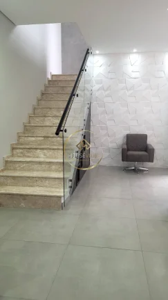 Imagem Casa Sobrado, 2 Dormitórios, ( 2 Suítes) 168m², Vila Branca, Jacareí.