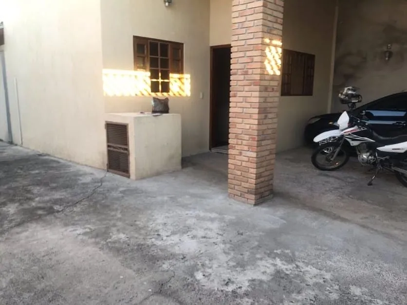 Imagem Casa à venda 2 Quartos, 1 Suite, 5 Vagas, 200M², Loteamento Residencial e Comercial Araguaia, Pindamonhangaba - SP