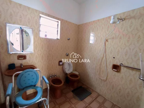 Imagem Casa com 3 dormitórios para alugar, 120 m² por R$ 4.000,00/mês - Centro - Igarapé/MG