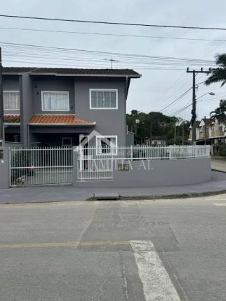 Imagem GEMINADO DE ESQUINA COM PISCINA NO MORRO DO MEIO