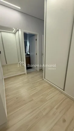 Imagem Casa Térrea para Locação no Condomínio Terras do Cancioneiro - Paulínia/SP

Ao entrar, o imóve...