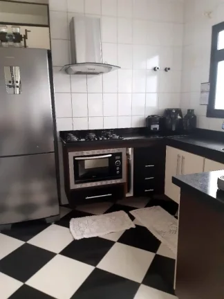 Imagem Apartamento Condomínio Morada das Artes 132 m² 3 Dormitórios e 3 Vagas
