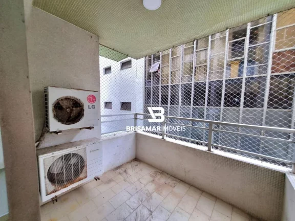 Imagem PITANGUEIRAS - UMA QUADRA DA PRAIA , LOCALIZAÇÃO ESPETACULAR , GARAGEM NO PRÉDIO, CONDOMÍNIO BAIXO.