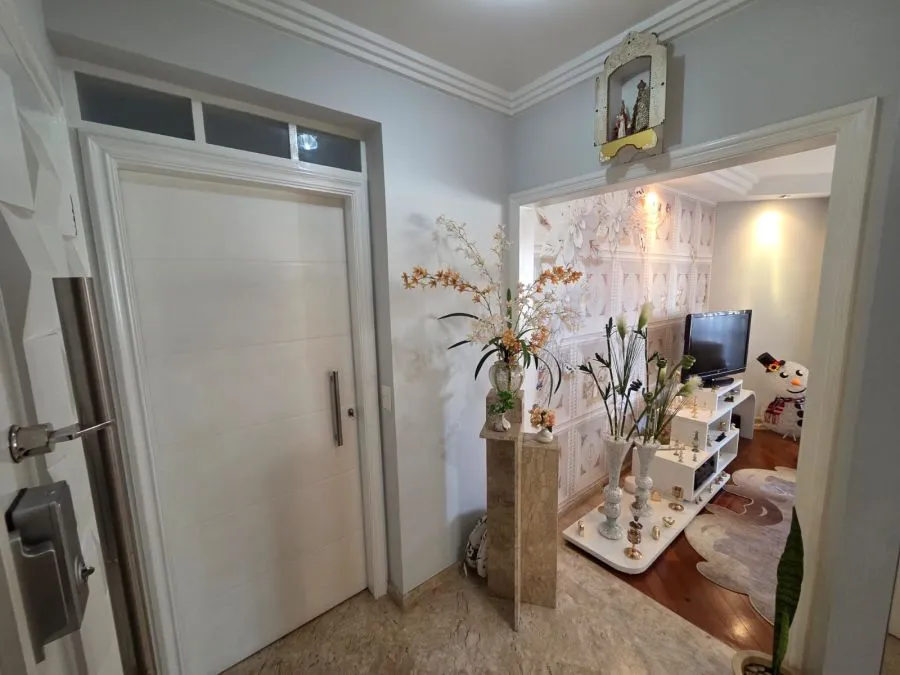 Imagem Excelente Oportunidade de Alto Padrão com 188 m2 .4 dorm.