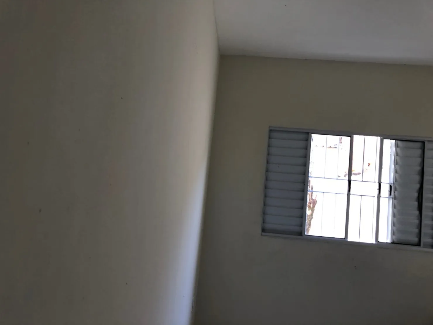 Imagem Casa à venda 2 Quartos, 2 Vagas, 250M², Crispim, Pindamonhangaba - SP