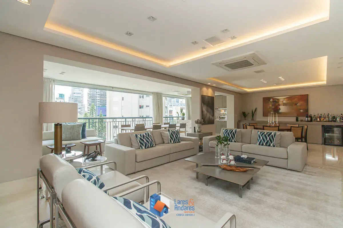 Foto do imóvel Apartamento para venda em Vila Nova Conceição com 3 quartos, sendo 2 suítes, 226m² em Rua Coronel Artur de Paula Ferreira