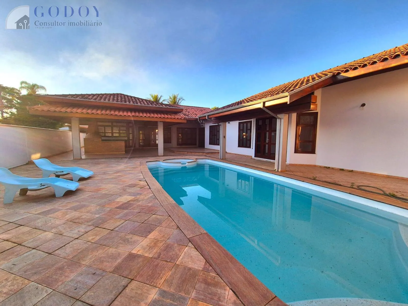 Imagem Casa Térrea de Alto Padrão no Condomínio Village Paineira