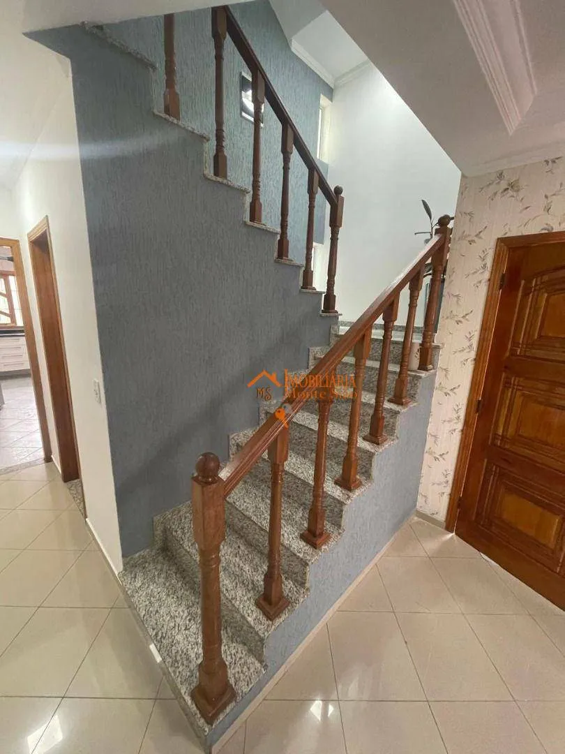 Imagem Sobrado com 3 dormitórios à venda, 140 m² por R$ 890.000,00 - Jardim Pinhal - Guarulhos/SP