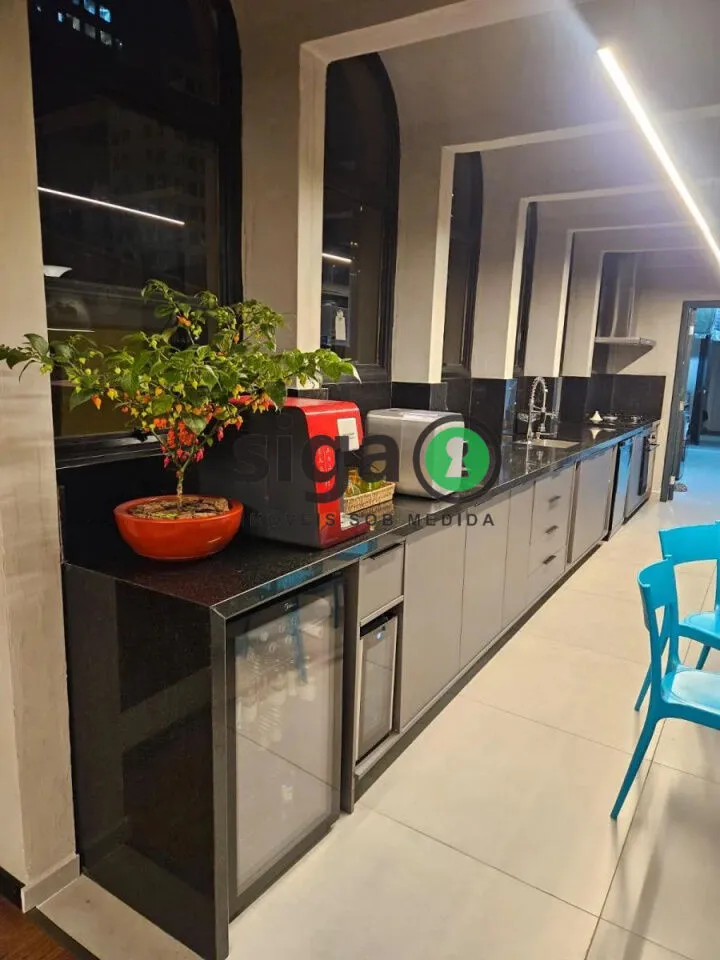 Imagem Apartamento de 300m² à venda na Vila Cordeiro