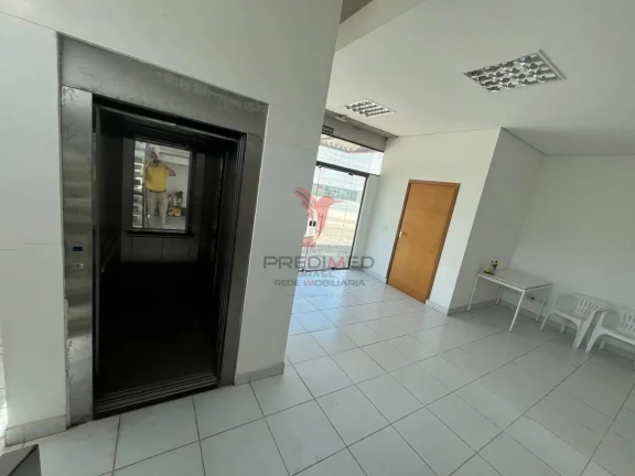 Imagem Vendo excelente GALPÃO INDUSTRIAL em condomínio fechado com total segurança 24 h