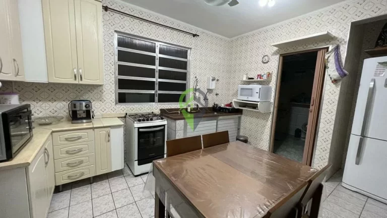 Imagem Apartamento à venda com 3 dormitórios e Garagem Coletiva no bairro da Aparecida em Santos/SP