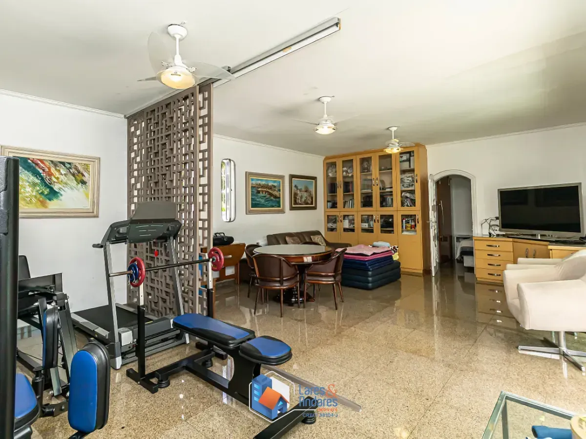 Imagem Casa para venda em Pinheiros com 5 quartos, sendo 5 suítes, 735m²