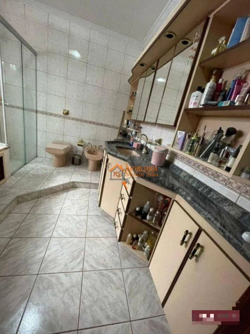 Imagem Casa com 3 dormitórios à venda, 380 m² por R$ 2.873.000,00 - Vila Rosália - Guarulhos/SP