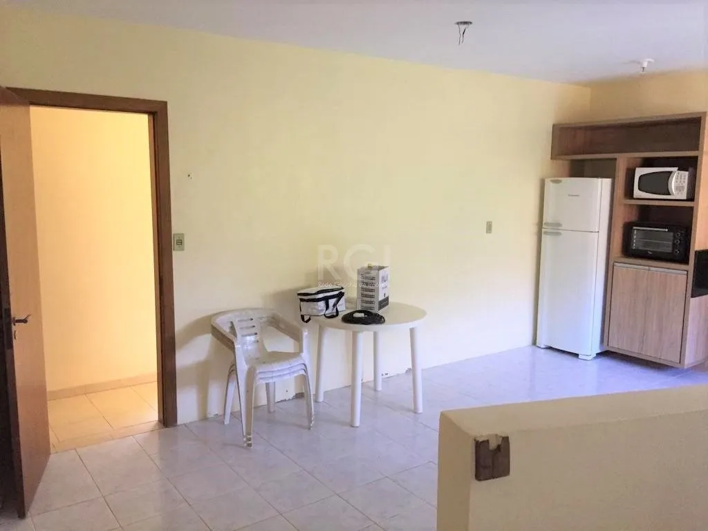 Imagem Casa para Venda - 200m², 3 dormitórios, sendo 1 suites, 2 vagas - Hípica
