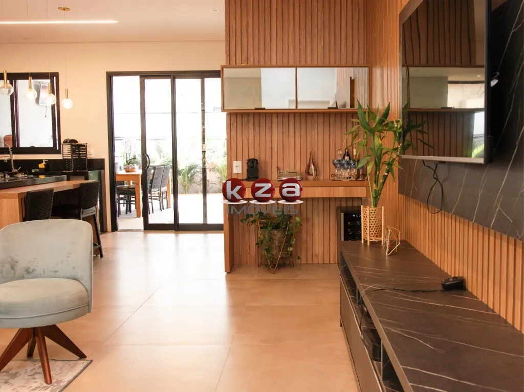 Imagem Imóvel de Alto Padrão: Casa em Condomínio à Venda em Valinhos-SP, no Residencial Vivenda das Pitangueiras - 3 suítes, 270m².