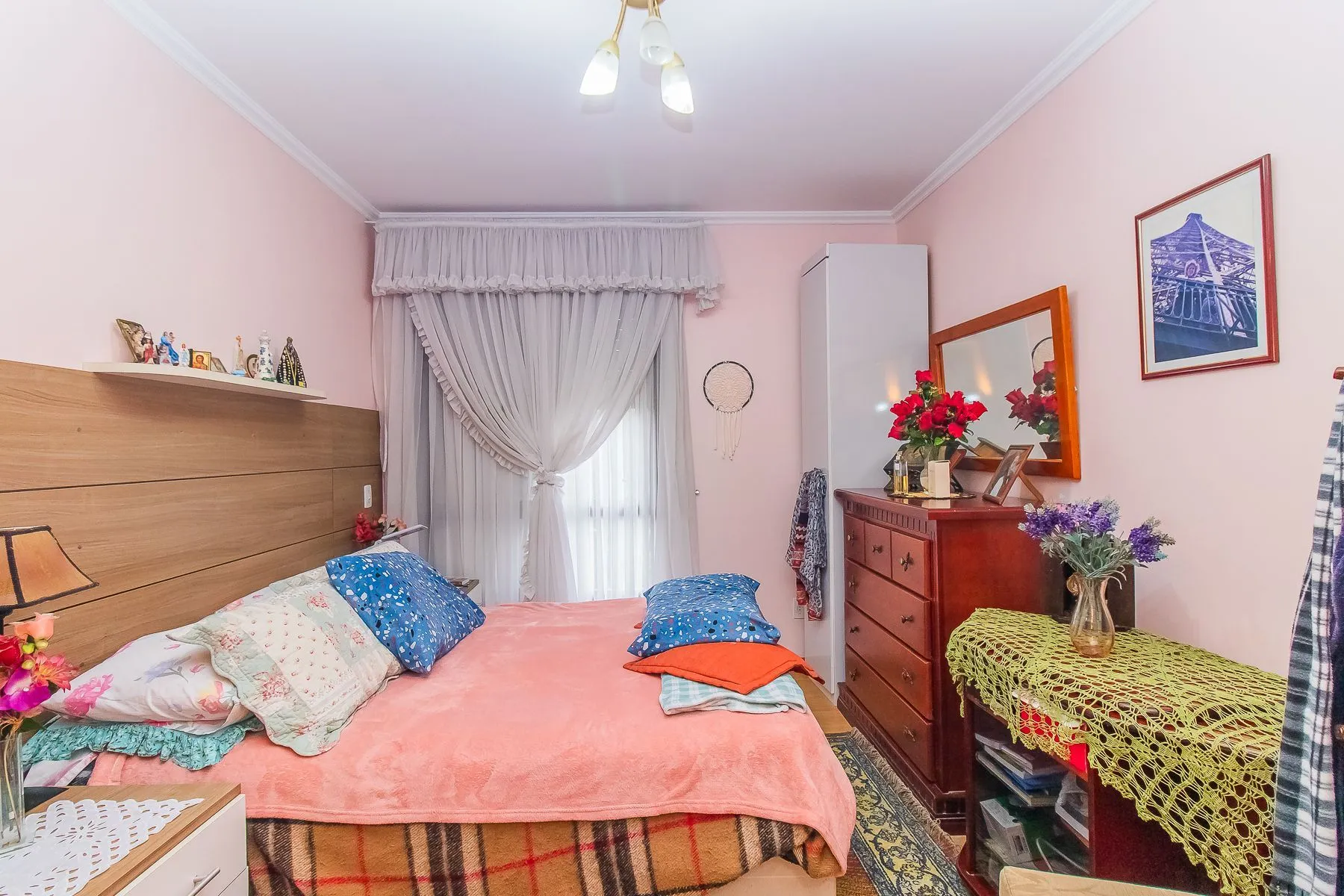 Imagem LINDO APARTAMENTO NO MENINO DEUS com 117 M PRIVATIVOS, 3 DORITÓRIOS COM SUÍTES E VAGA DUPLA