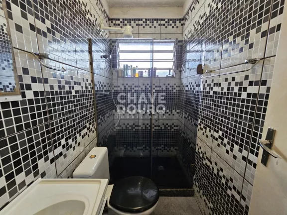 Imagem Casa com 2 Quartos (1 com varanda) à venda em Teresópolis!